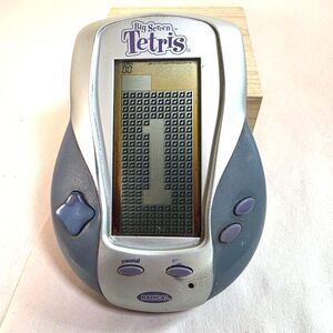 Radica Big Screen Portable Tetris Handheld Electronic Game 2002 TESTED WORKS